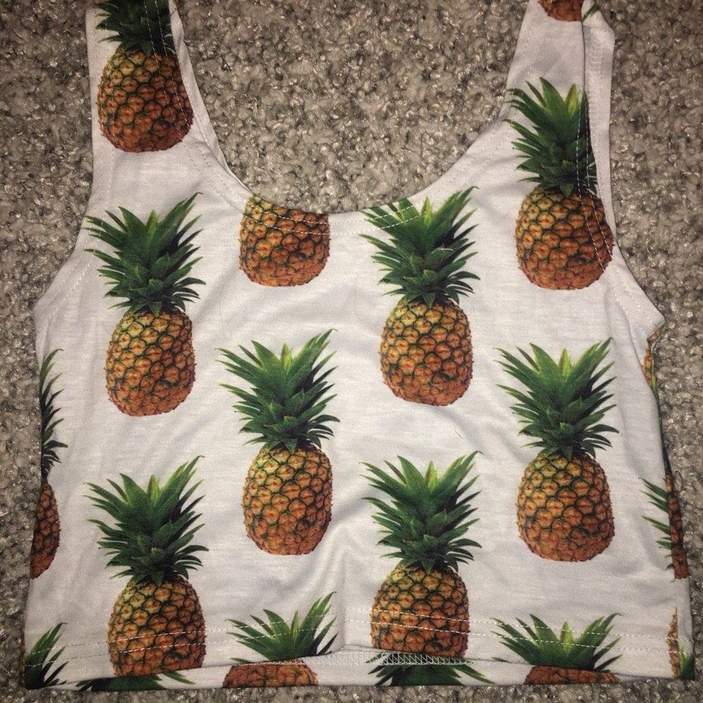 Pineapple graphic tank SMALL cropped
